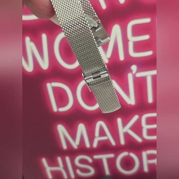 NIB Coach Women's Perry Women's Silver Tone Mesh Bracelet Stainless Steel Watch - Picture 6 of 11